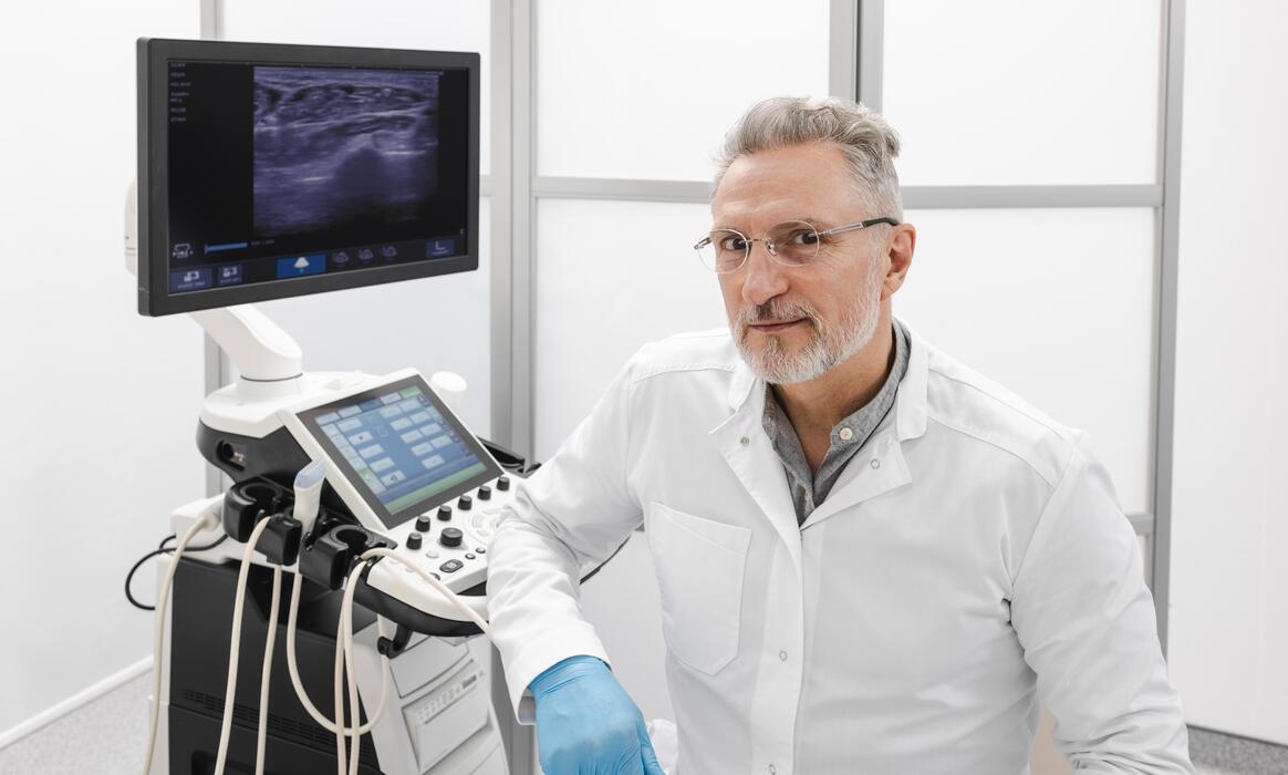 Ultrasound-Guided Regenerative Injection Clinician using diagnostic ultrasound to guide a regenerative medicine injection
